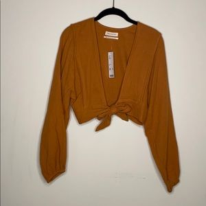 Urban outfitters crop top toe-front blouse